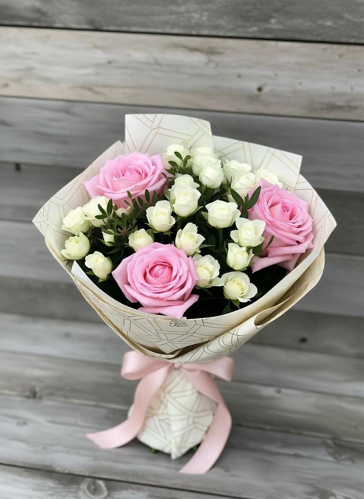 Букет цветов из: Розы в Кавалерово