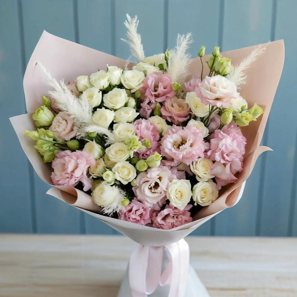 Букет цветов из: Альстромерии и Розы в Кавалерово