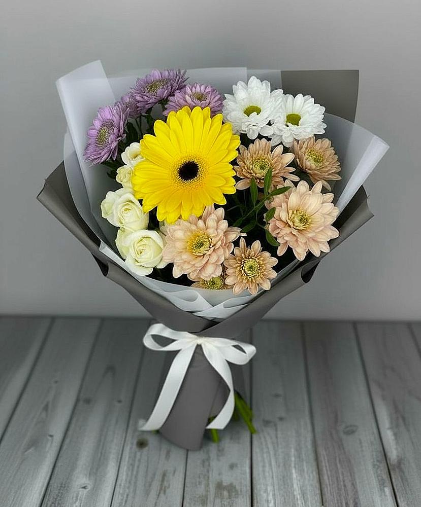 Букет цветов из: Розы, Герберы и Хризантемы в Кавалерово