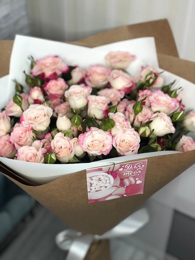 Букет цветов из: Розы в Кавалерово