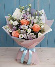 Букет цветов из:  Лизиантусы, Розы, Альстромерии и Гипсофила #REPLACE_PRED# Кавалерово