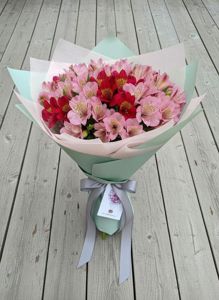 Букет цветов из: Альстромерии в Кавалерово