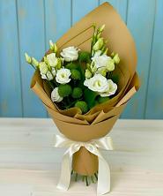 Букет цветов из:  Хризантемы и Лизиантусы в Кавалерово