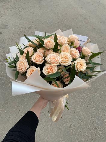 Букет Кремовые розы Латте в Кавалерово