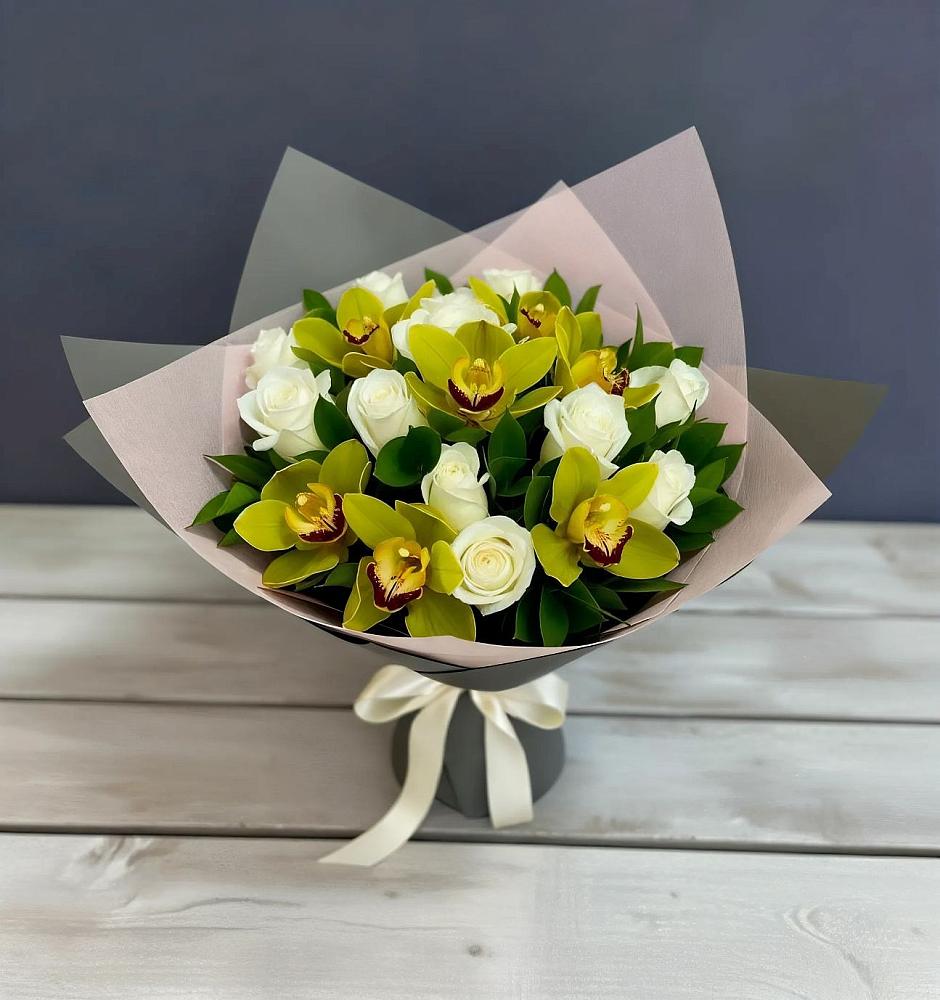 Букет цветов из: Орхидеи и Розы в Кавалерово