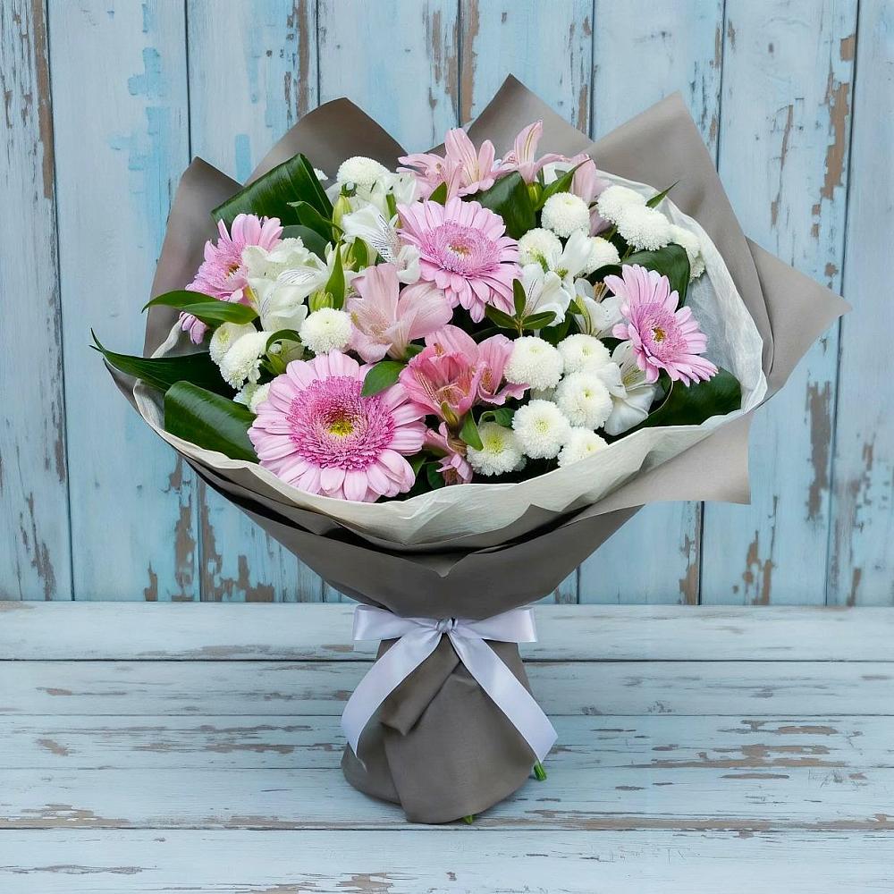 Букет цветов из: Герберы, Альстромерии и Хризантемы в Кавалерово