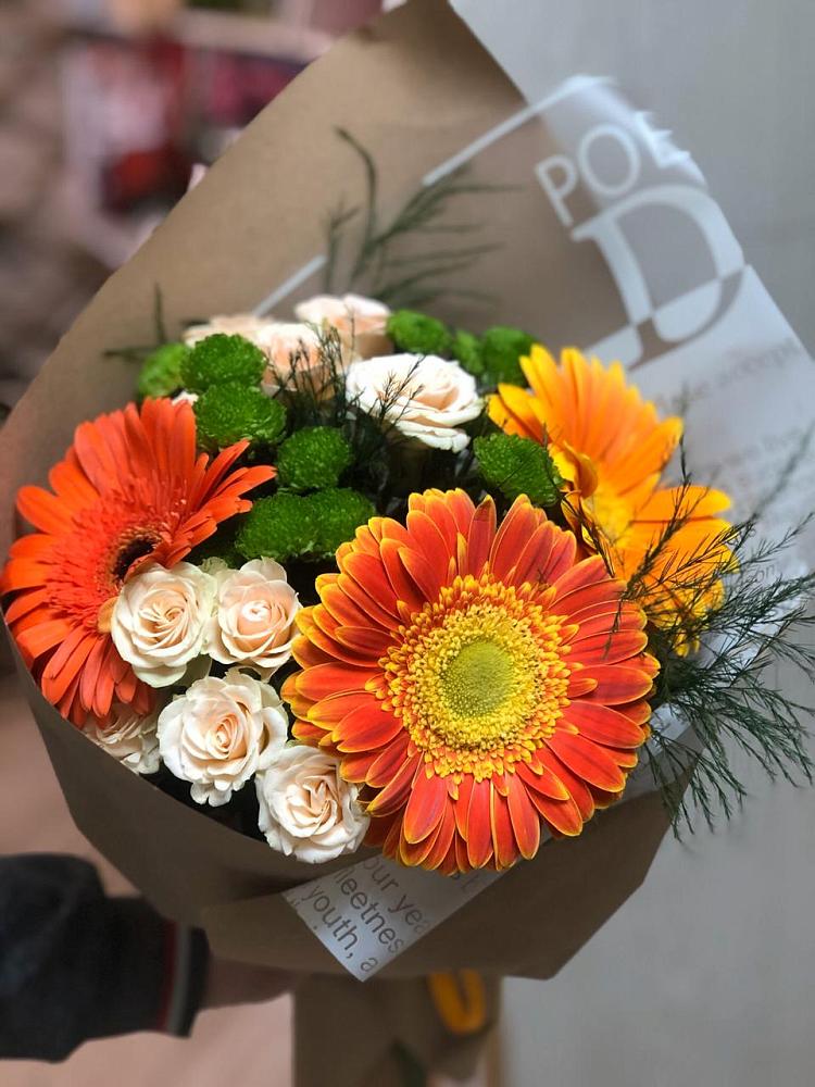 Букет цветов из: Герберы, Хризантемы и Розы в Кавалерово